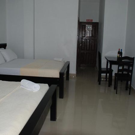 Hotel Coastalbay 2 & Golf Cart Rental ซานเปโดร ภายนอก รูปภาพ